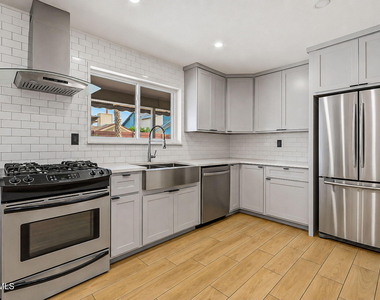4504 Maj Sprague Avenue - Photo Thumbnail 10