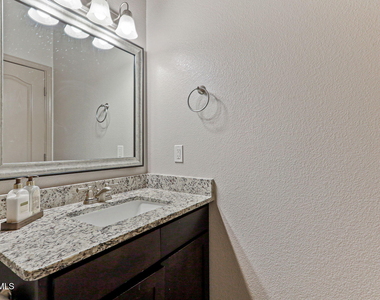 3635 Morgan Bay Street - Photo Thumbnail 15