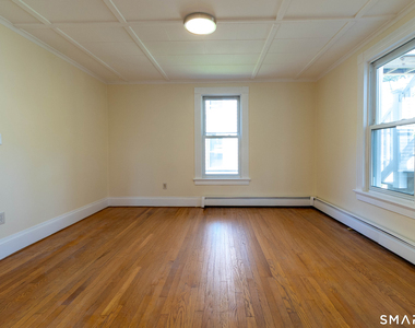 62 Lincoln Avenue - Photo Thumbnail 24