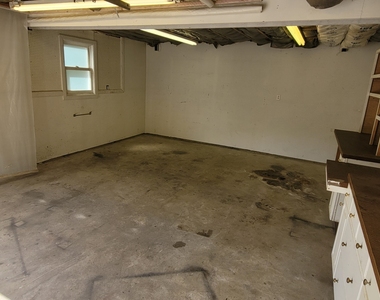 62 Lincoln Avenue - Photo Thumbnail 32