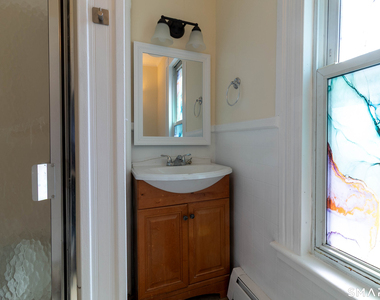 62 Lincoln Avenue - Photo Thumbnail 16