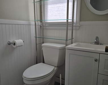 11 Eastwood Road - Photo Thumbnail 3