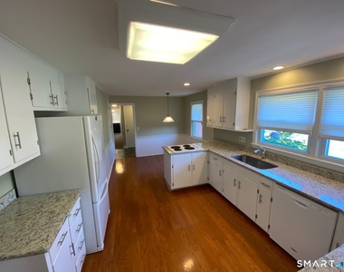 11 Eastwood Road - Photo Thumbnail 1
