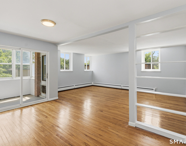 492 Fountain Street - Photo Thumbnail 5
