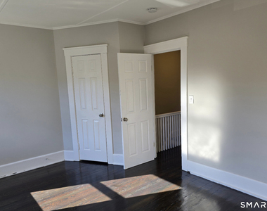 35 Ives Street - Photo Thumbnail 5