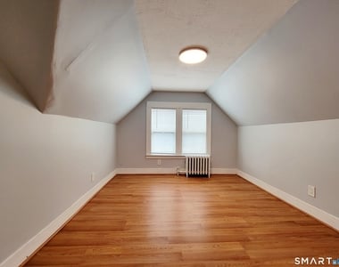 475 Prospect Street - Photo Thumbnail 12