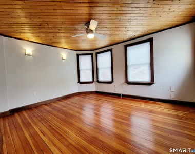 475 Prospect Street - Photo Thumbnail 7