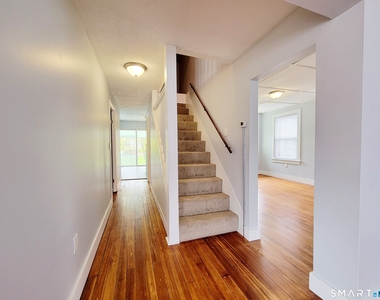 475 Prospect Street - Photo Thumbnail 5