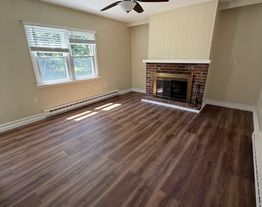 17 Sherman Road - Photo Thumbnail 10