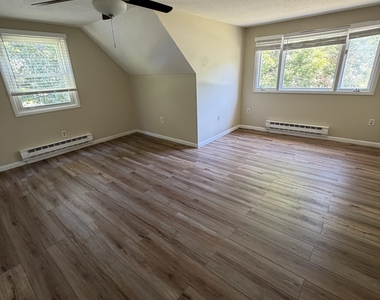 17 Sherman Road - Photo Thumbnail 11