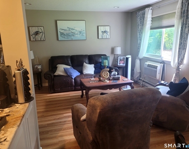 565 Clark Avenue - Photo Thumbnail 4