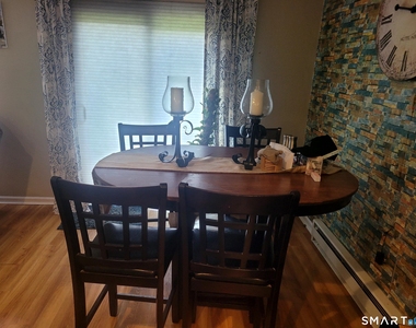 565 Clark Avenue - Photo Thumbnail 10