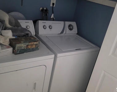 565 Clark Avenue - Photo Thumbnail 11
