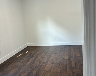 16 Vermont 1st Floor Street - Photo Thumbnail 9