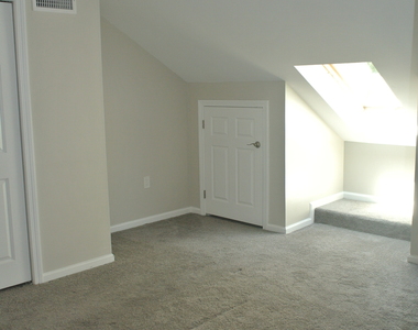 670 Boston Post Road - Photo Thumbnail 12