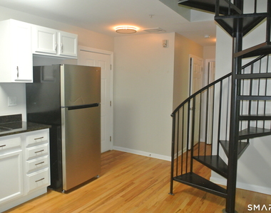 670 Boston Post Road - Photo Thumbnail 2