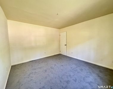 81 Angel Drive - Photo Thumbnail 16