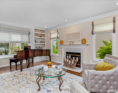 10 Cannon Brook Lane - Photo Thumbnail 4