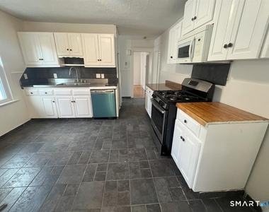 158 Beechwood Avenue - Photo Thumbnail 6