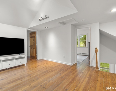 317 Skiff Mountain Road - Photo Thumbnail 17