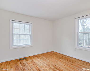 35 Mill Road - Photo Thumbnail 9