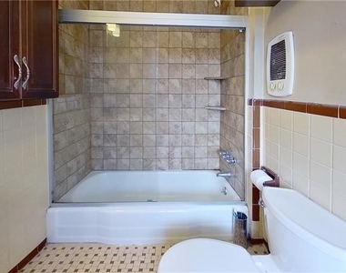 3942 Liberty Ave - Photo Thumbnail 11