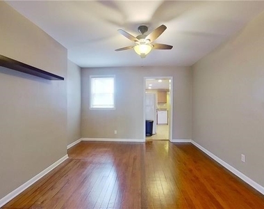 3942 Liberty Ave - Photo Thumbnail 6