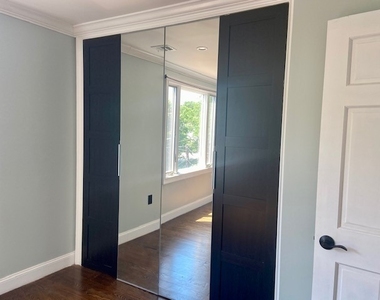 88 Laclede St - Photo Thumbnail 8