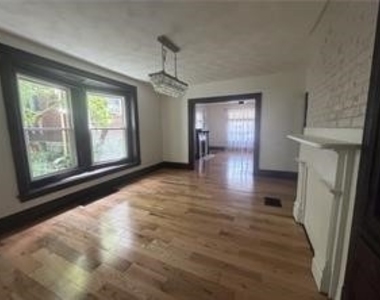 325 N Balph Ave - Photo Thumbnail 12
