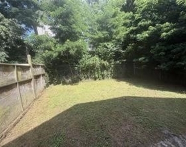 325 N Balph Ave - Photo Thumbnail 3