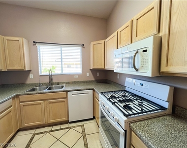 2100 Quarry Ridge Street - Photo Thumbnail 40
