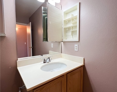 2100 Quarry Ridge Street - Photo Thumbnail 64