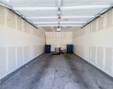 2100 Quarry Ridge Street - Photo Thumbnail 8
