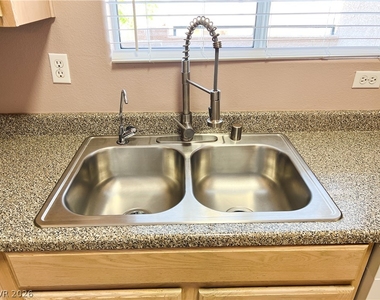 2100 Quarry Ridge Street - Photo Thumbnail 46