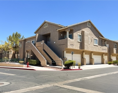 2100 Quarry Ridge Street - Photo Thumbnail 1