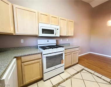 2100 Quarry Ridge Street - Photo Thumbnail 37