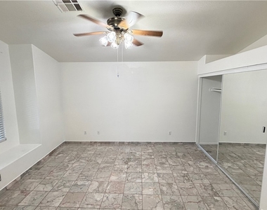 4371 Silver Bay Street - Photo Thumbnail 15