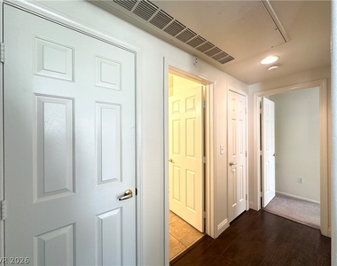 1501 Cardinal Peak Lane - Photo Thumbnail 11