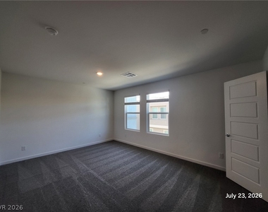9832 Maple Pass Avenue - Photo Thumbnail 12