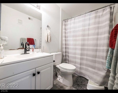 3155 Casey Drive - Photo Thumbnail 4