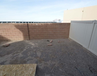 6670 Tulip Falls Drive - Photo Thumbnail 8