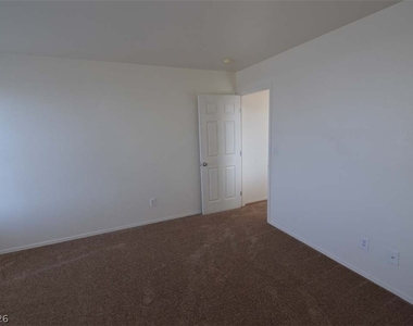 6670 Tulip Falls Drive - Photo Thumbnail 36