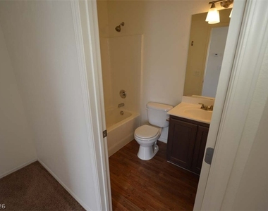 6670 Tulip Falls Drive - Photo Thumbnail 18