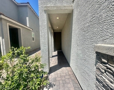 5016 Kaslo Avenue - Photo Thumbnail 1