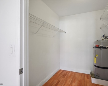 5170 S Jones Boulevard - Photo Thumbnail 15