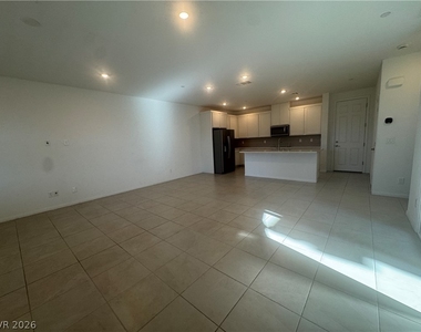 208 Vanhoy Avenue - Photo Thumbnail 4