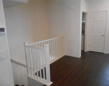 184 Petaluma Valley Drive - Photo Thumbnail 5