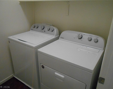 184 Petaluma Valley Drive - Photo Thumbnail 12