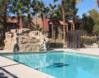 5220 Indian River Drive - Photo Thumbnail 22