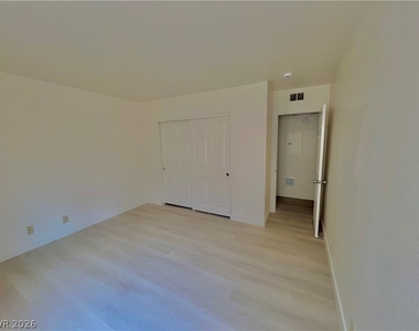 5220 Indian River Drive - Photo Thumbnail 11
